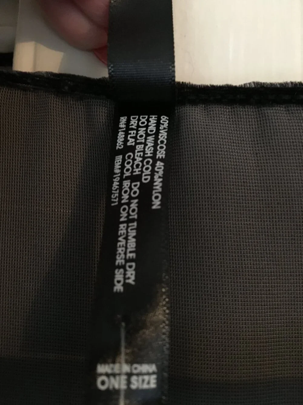 Torrid One Size Velvet Black Burnout Ruana Wrap NWT - Picture 3 of 7